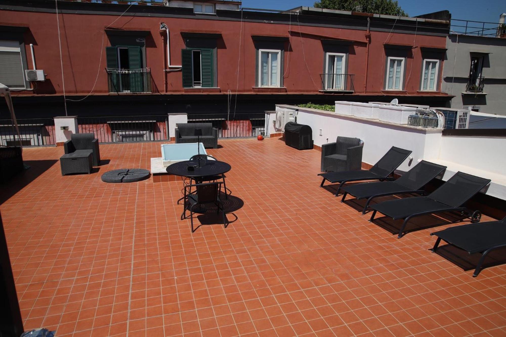 Lucullo'S Rooftop 那不勒斯 外观 照片